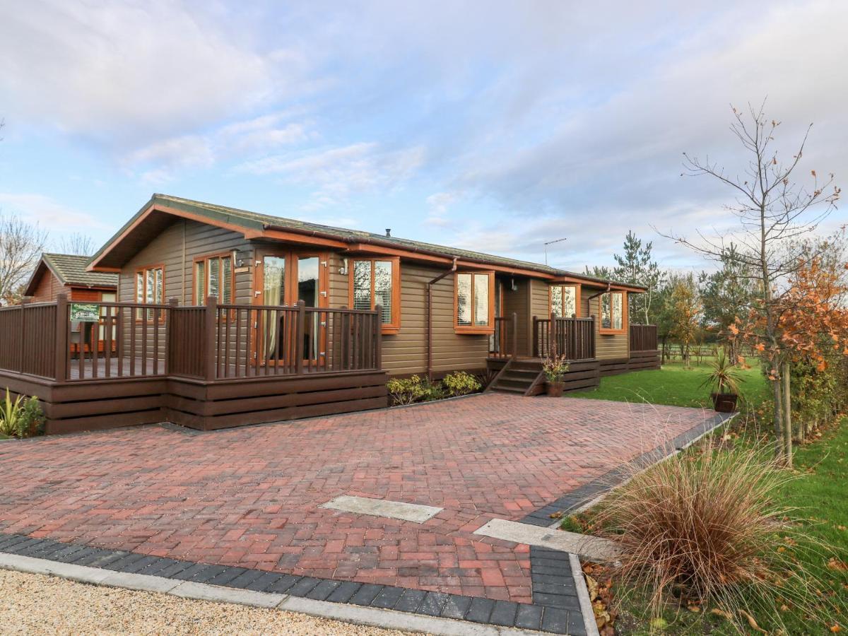 יורק Oakwood Lodge מראה חיצוני תמונה