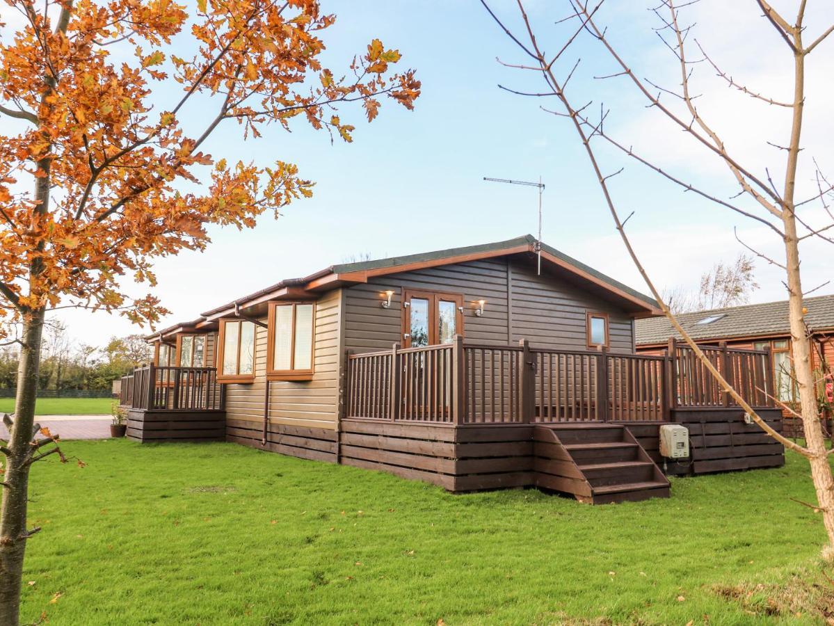 יורק Oakwood Lodge מראה חיצוני תמונה